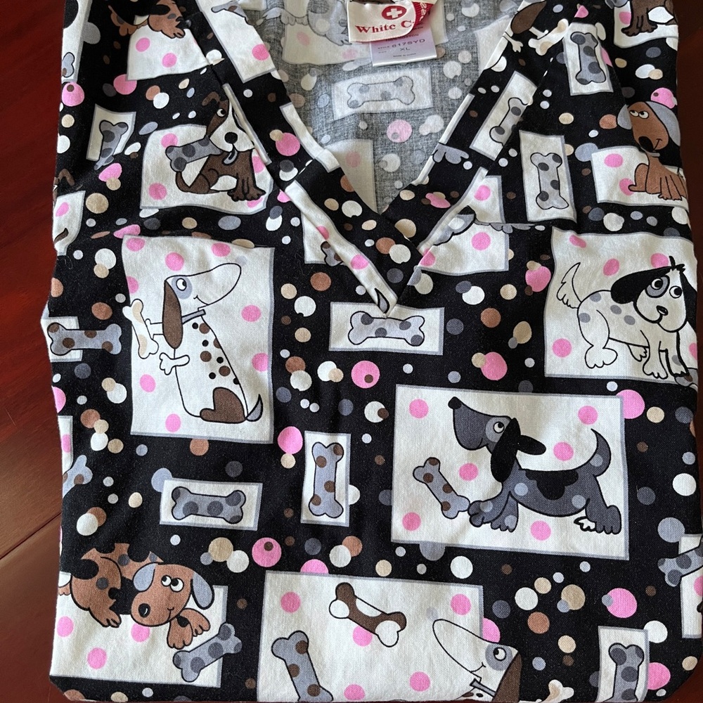 Scrub Top Cute Dog Print